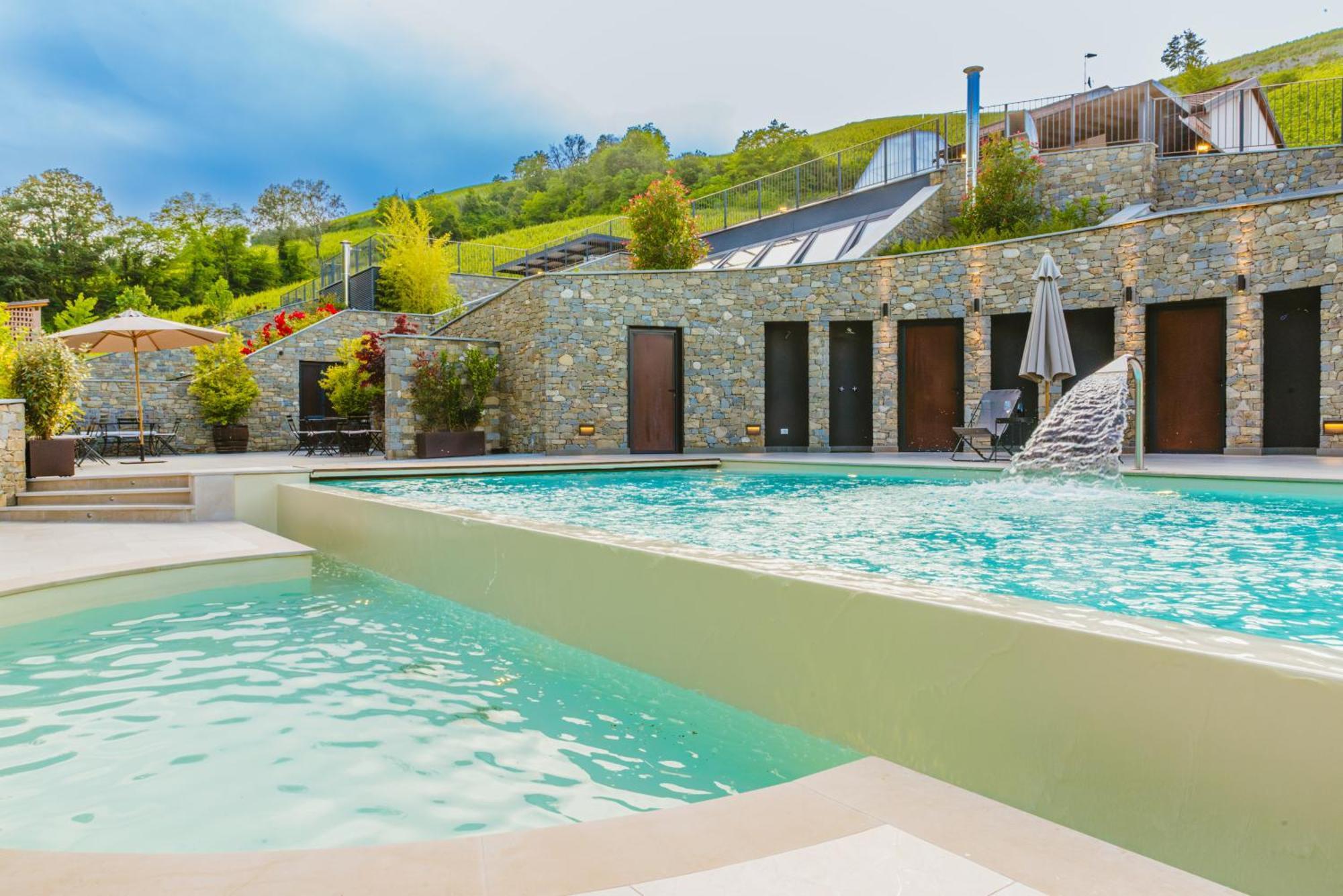 Garesio Wine Resort Serralunga d'Alba Luaran gambar
